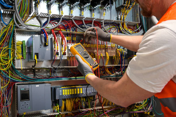 Best Local Electrician Companies  in Johnstown, NY